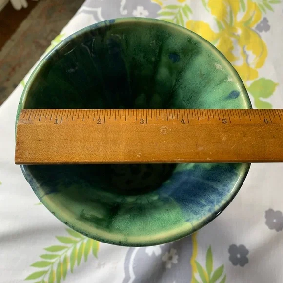 McCoy flower vase - Picture 6 of 10